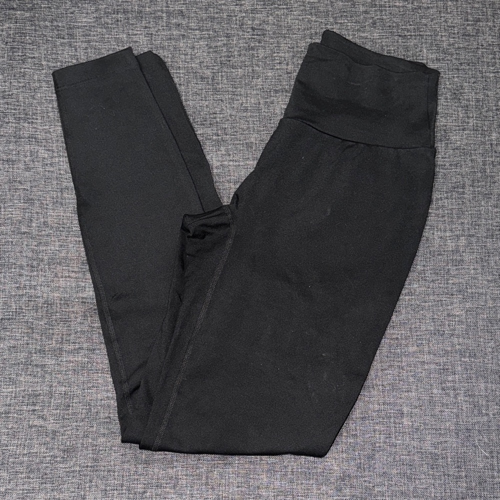 Bombshell Sportswear Pocket Pop Leggings - Picture 3 of 6